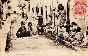 CA a- 251- Village negre